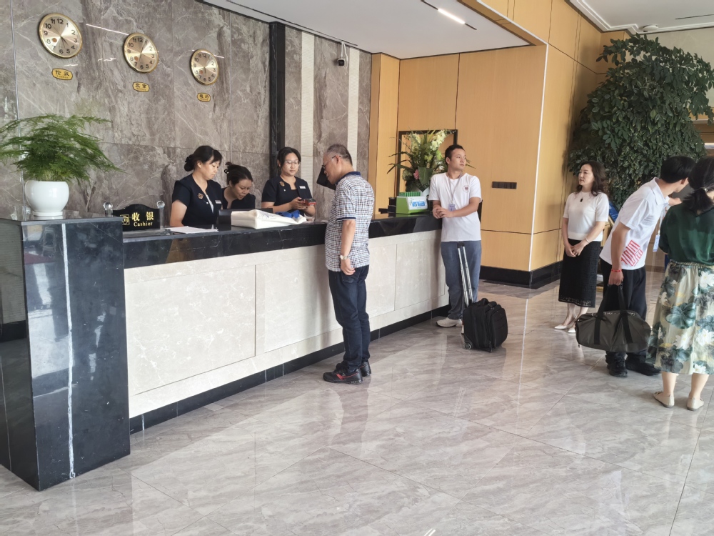 會(huì)議服務(wù)中心順利完成第29屆中國(guó)名居建筑學(xué)術(shù)年會(huì)住宿服務(wù)接待工作