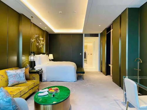 全球最高藝術(shù)品光輝閃耀，酒店正式營業(yè)引領(lǐng)中型餐飲新格局